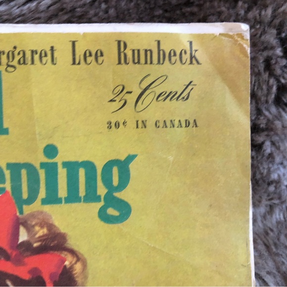 Good Housekeeping Magazine - 25 Cents - October 1942.  Very cool ads and history - Picture 5 of 16